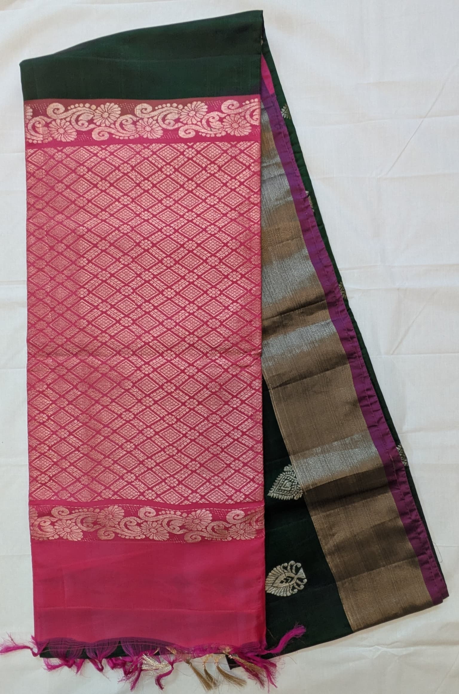 Bottle Green Semi Soft Silk Saree with Pink Zari Pallu